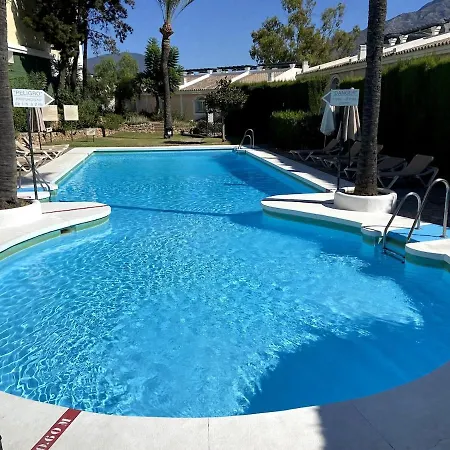 Heaven In Aloha Gardens *